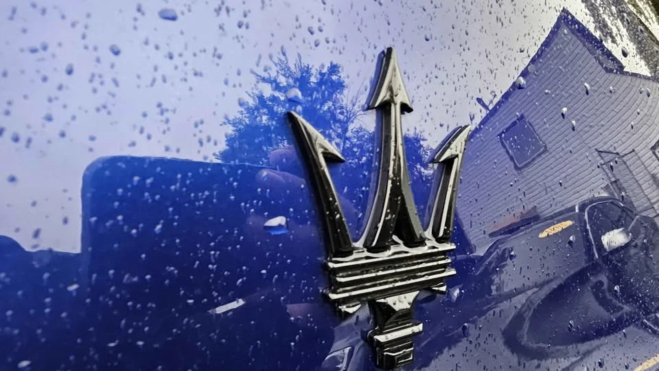 2022 Maserati Levante Modena - Image 2 of 8