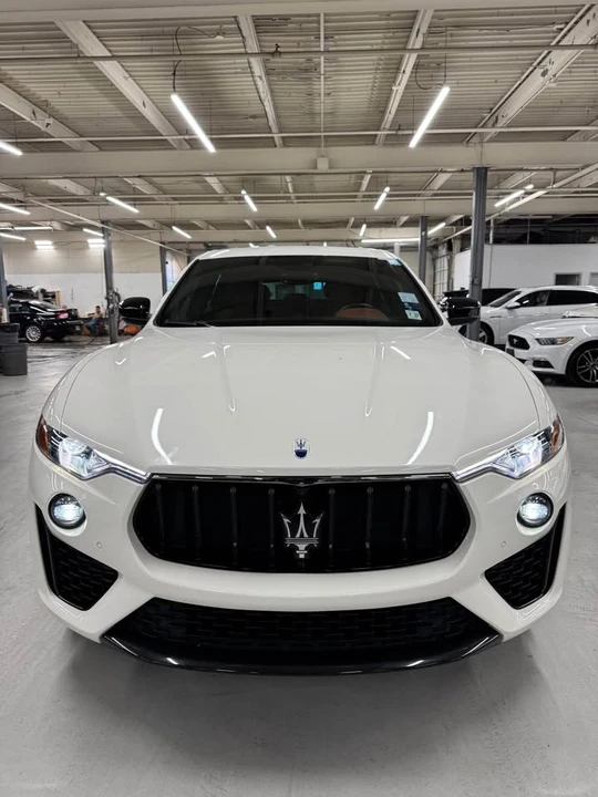 2022 Maserati Levante Modena - Image 2 of 9