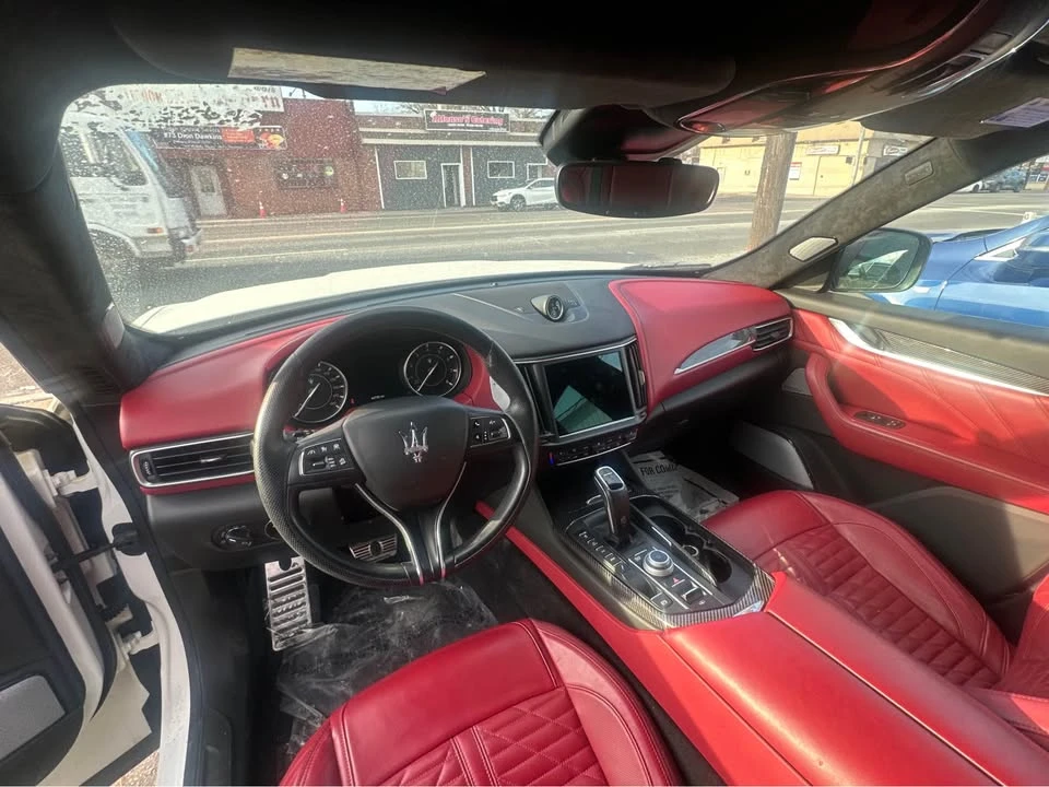 2022 Maserati Levante Modena - Image 8 of 13