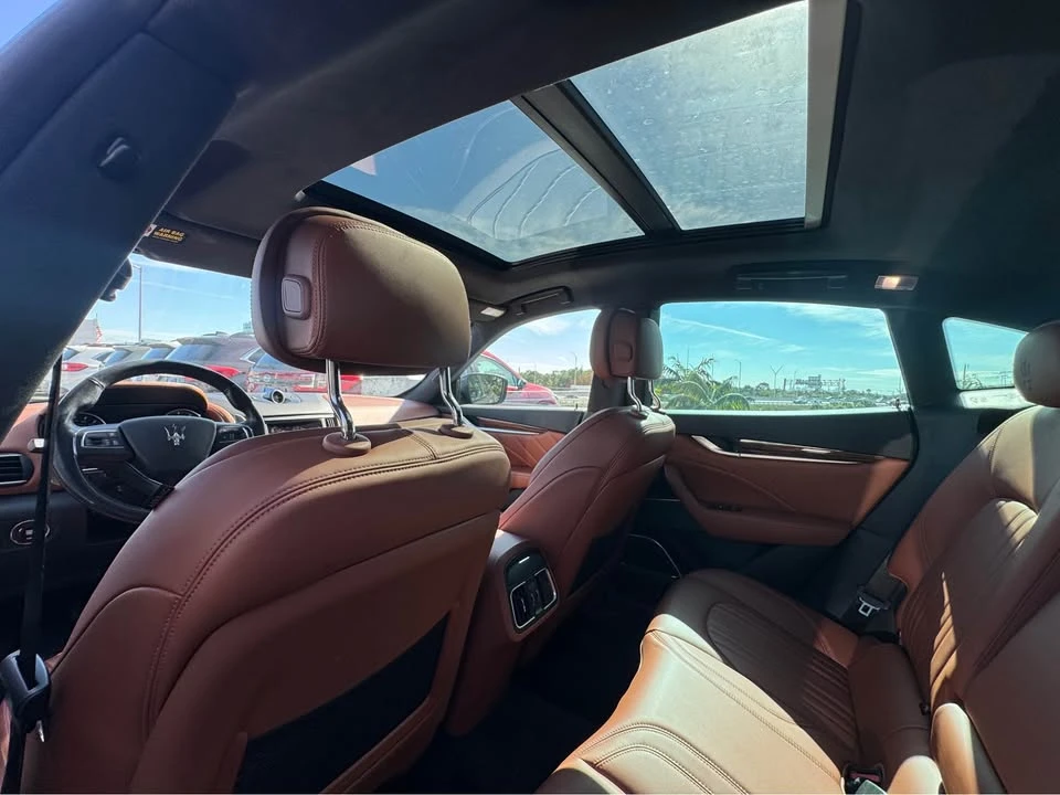 2022 Maserati Levante Modena - Image 11 of 12