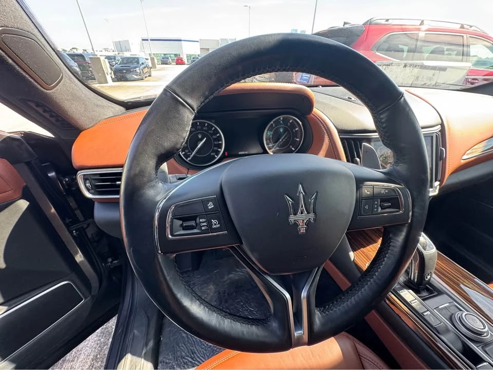 2022 Maserati Levante Modena - Image 7 of 12