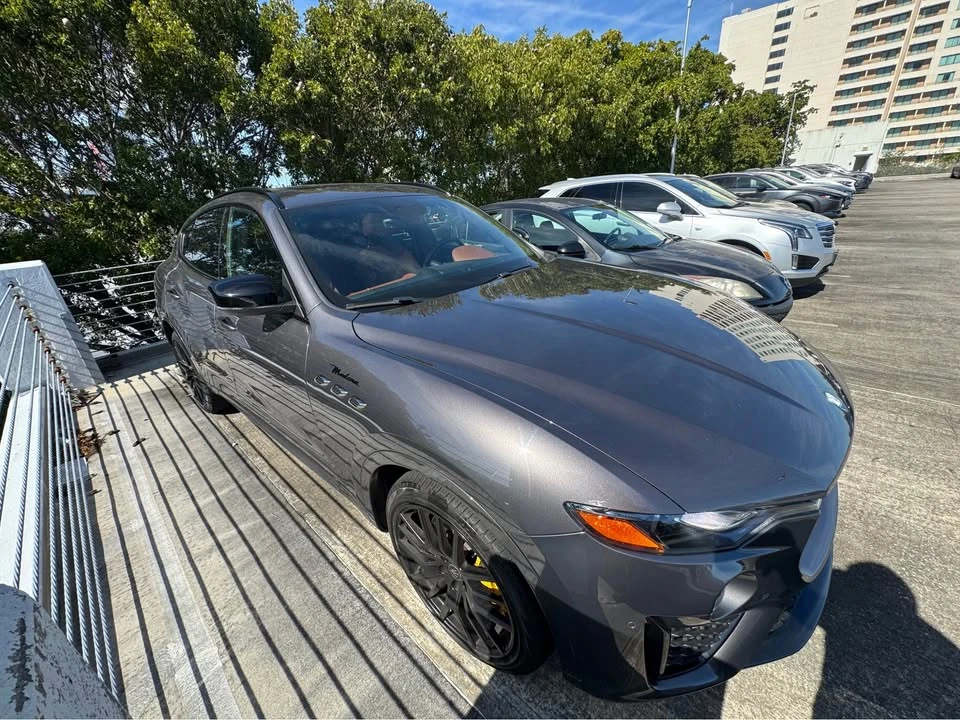 2022 Maserati Levante Modena - Image 3 of 12