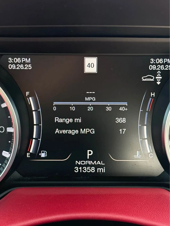 2022 Maserati Levante Modena - Image 14 of 19