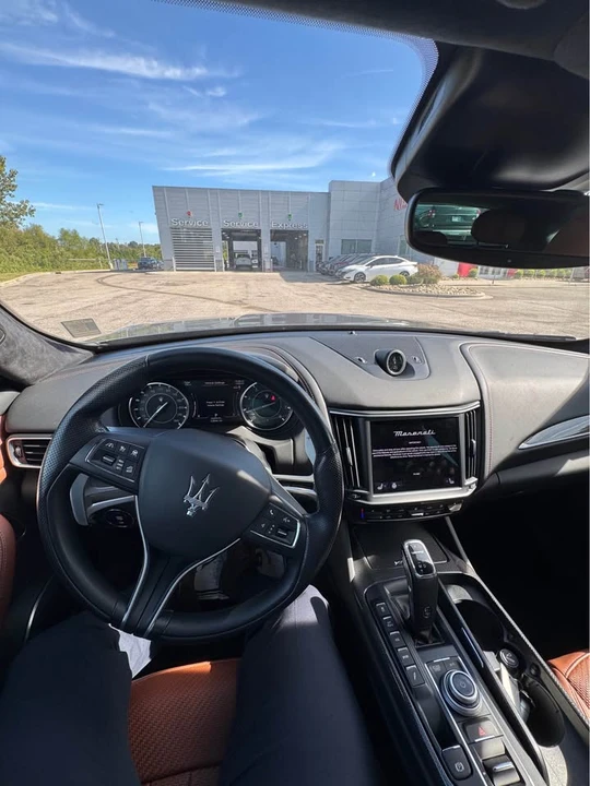 2022 Maserati Levante Modena - Image 16 of 17