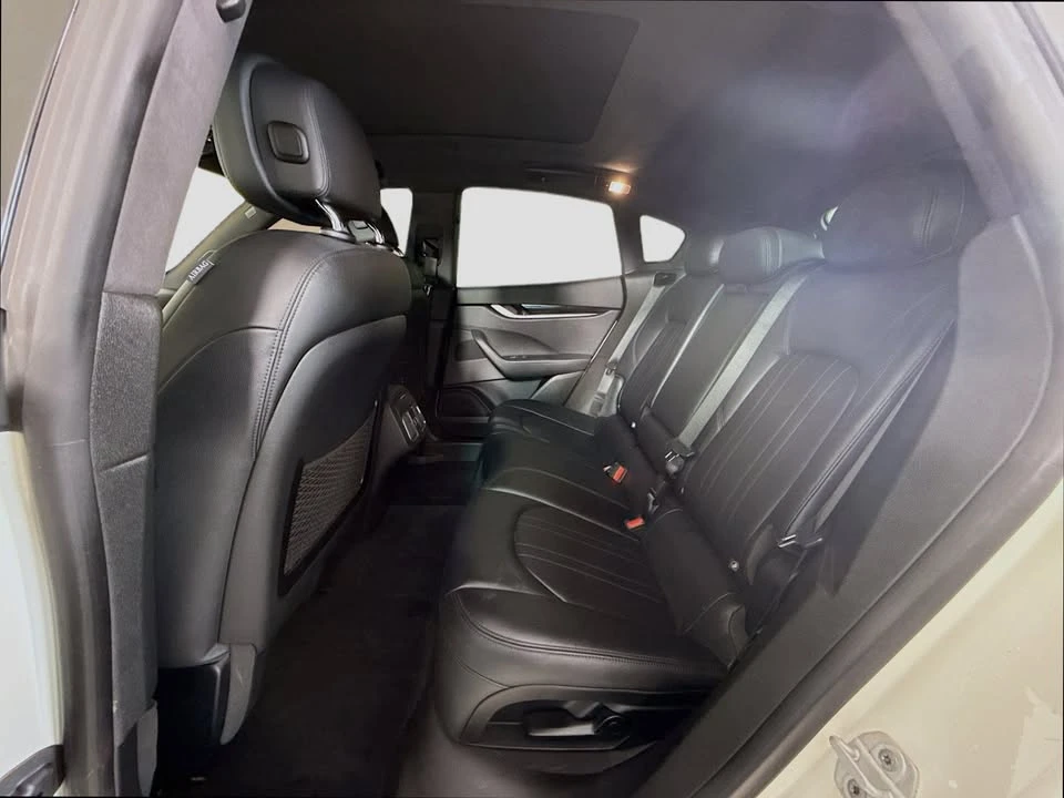 2022 Maserati Levante - Image 19 of 20
