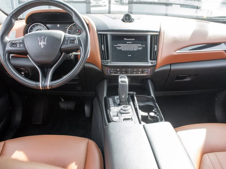 2022 Maserati Levante - Image 6 of 10