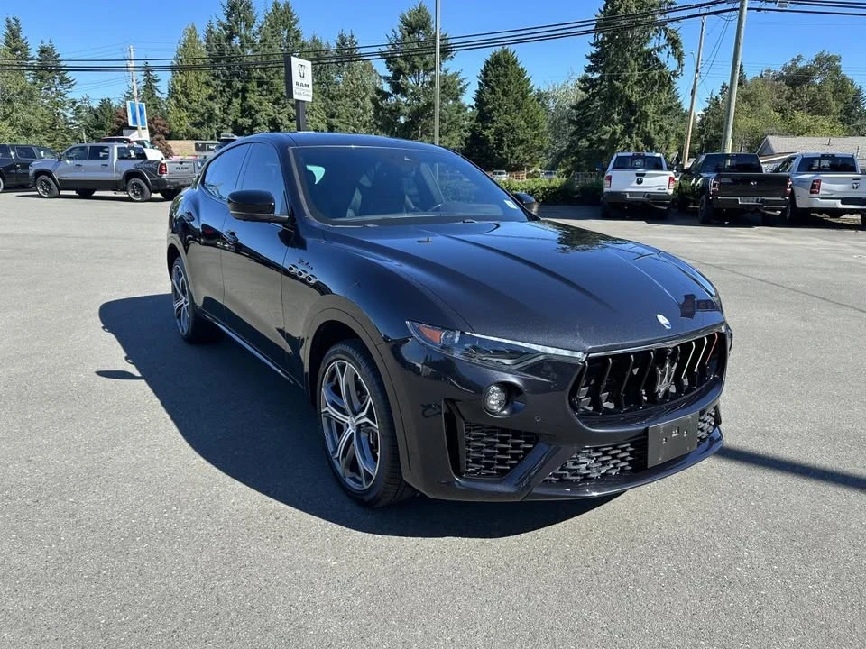 2022 Maserati Levante - Image 8 of 10