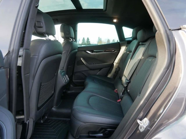 2022 Maserati Levante - Image 17 of 19