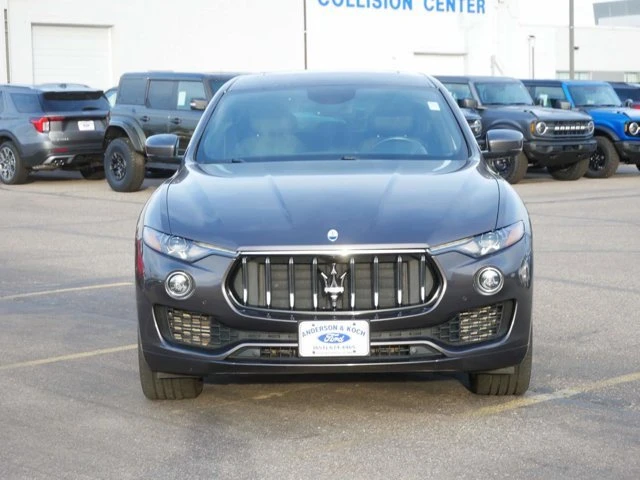 2022 Maserati Levante - Image 2 of 19