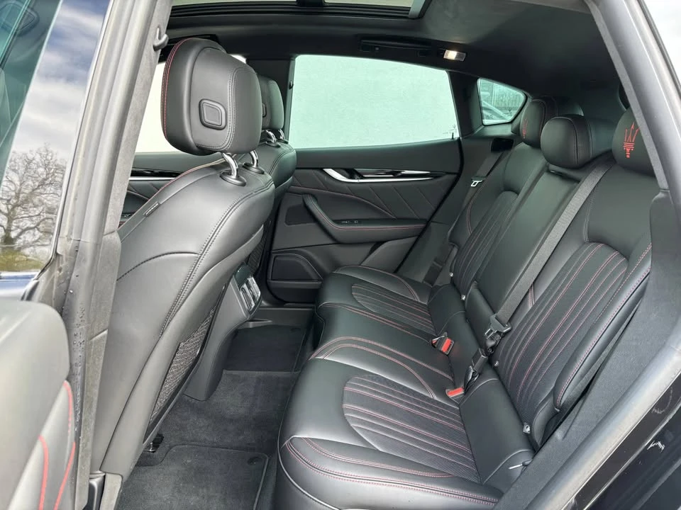 2022 Maserati Levante - Image 4 of 11
