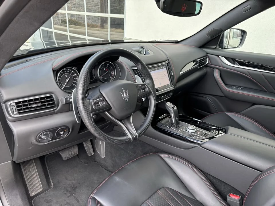2022 Maserati Levante - Image 8 of 11