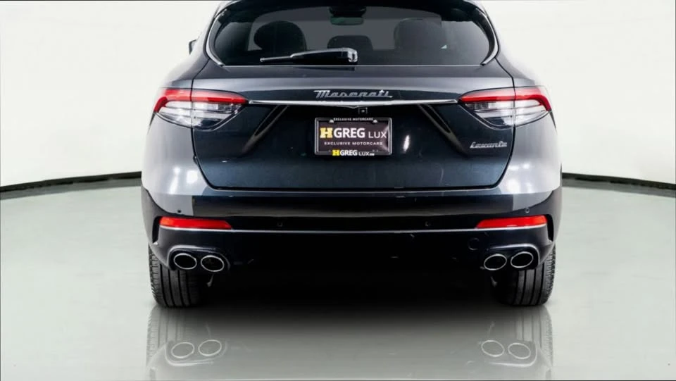 2022 Maserati Levante - Image 8 of 16