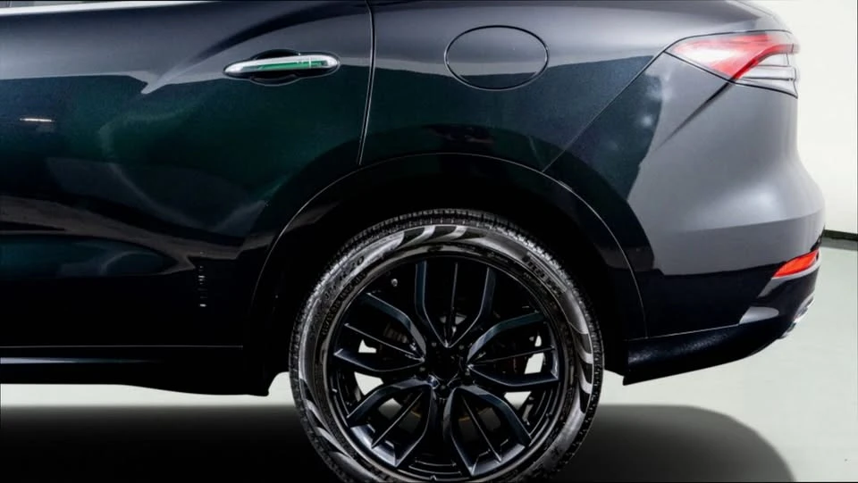 2022 Maserati Levante - Image 16 of 16