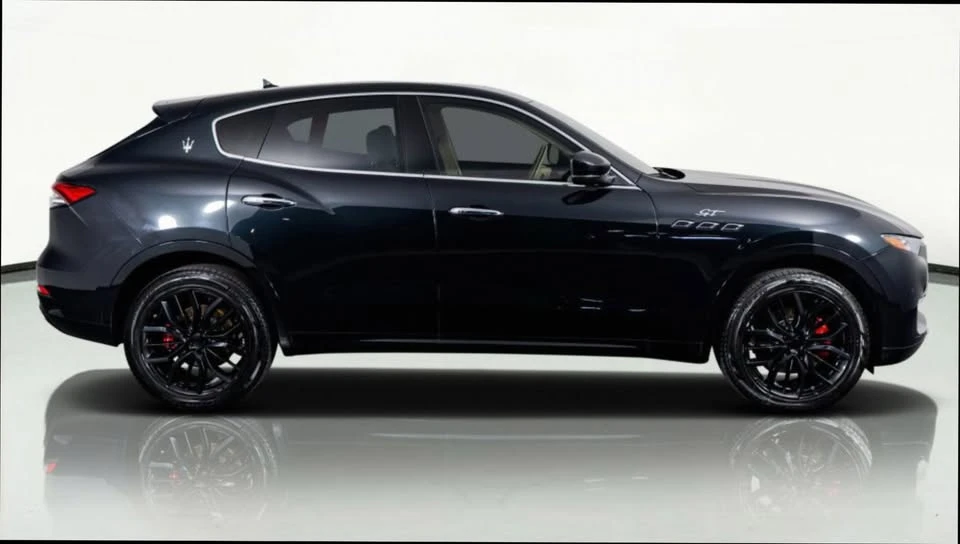 2022 Maserati Levante - Image 4 of 16
