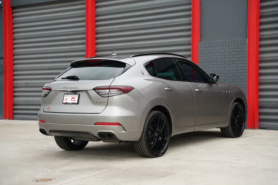2022 Maserati Levante - Image 3 of 7