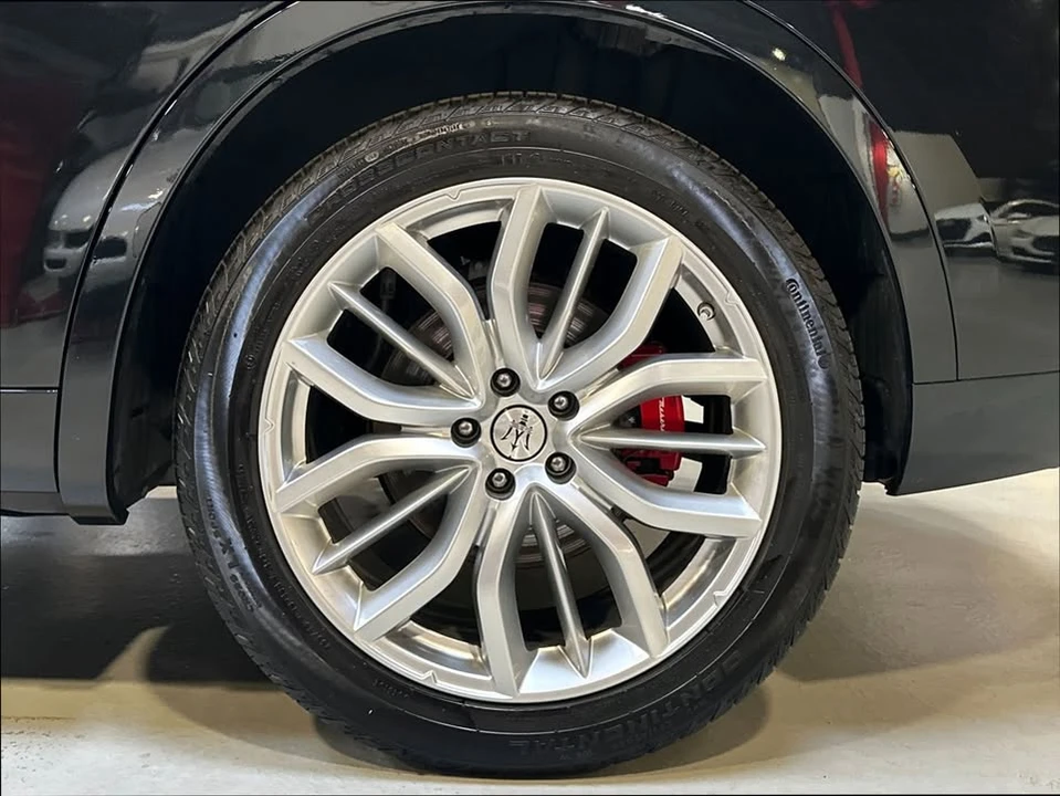2022 Maserati Levante - Image 4 of 16