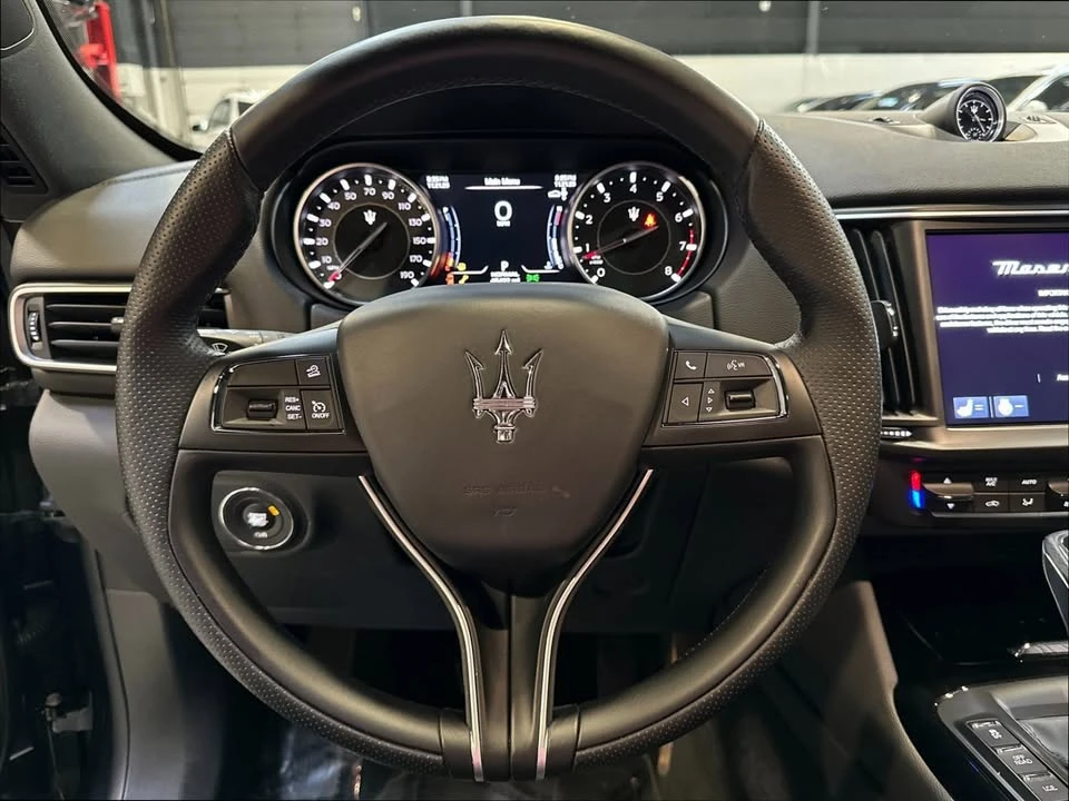 2022 Maserati Levante - Image 15 of 16