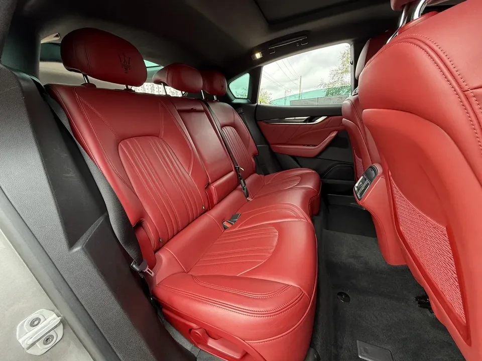 2022 Maserati Levante - Image 7 of 7