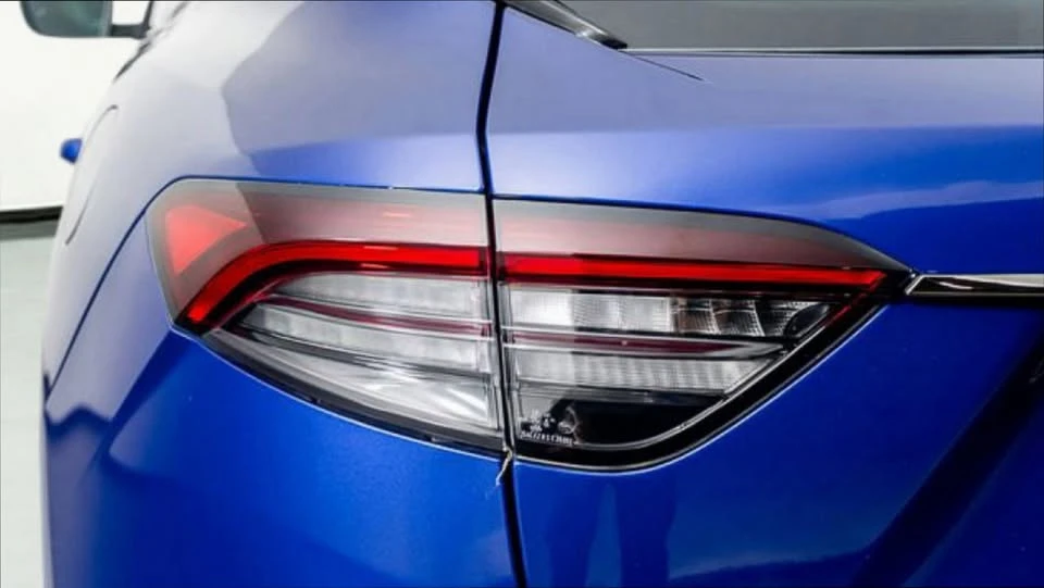 2022 Maserati Levante - Image 6 of 15