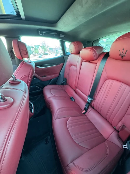 2022 Maserati Levante Modena - Image 10 of 17
