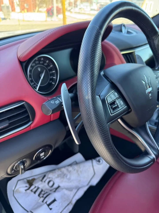 2022 Maserati Levante Modena - Image 8 of 17