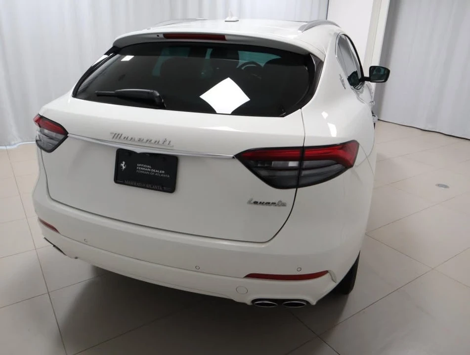 2022 Maserati Levante - Image 6 of 20