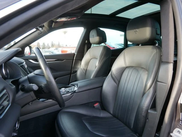 2022 Maserati Levante - Image 9 of 20