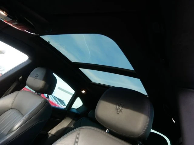 2022 Maserati Levante - Image 16 of 20