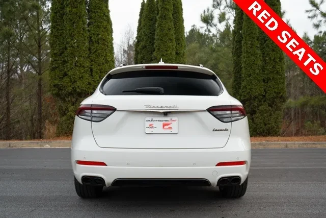 2022 Maserati Levante - Image 5 of 17