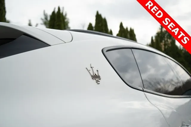 2022 Maserati Levante - Image 9 of 17