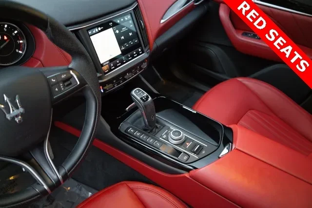 2022 Maserati Levante - Image 12 of 17