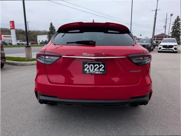 2022 Maserati Levante - Image 3 of 19