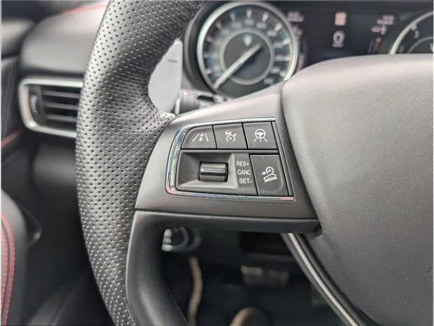 2022 Maserati Levante - Image 12 of 19