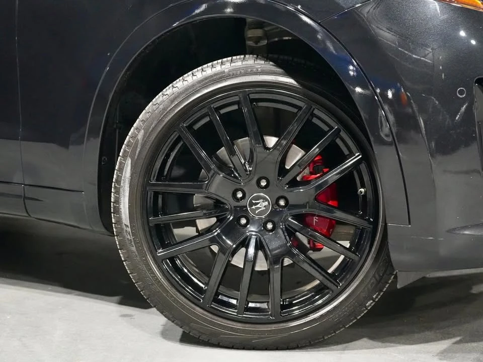 2022 Maserati Levante - Image 4 of 10