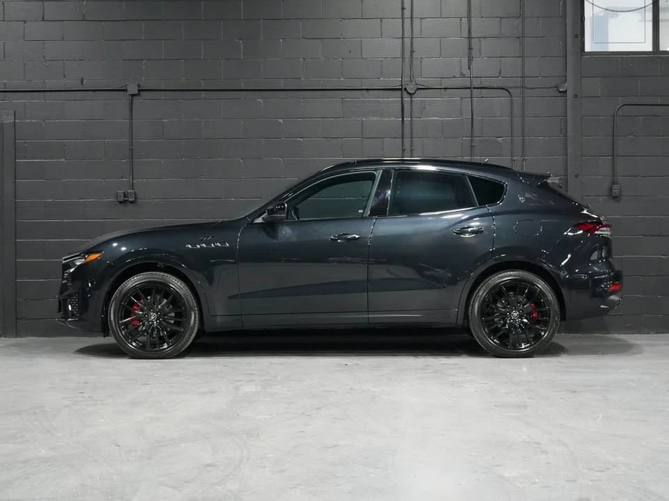 2022 Maserati Levante - Image 5 of 10