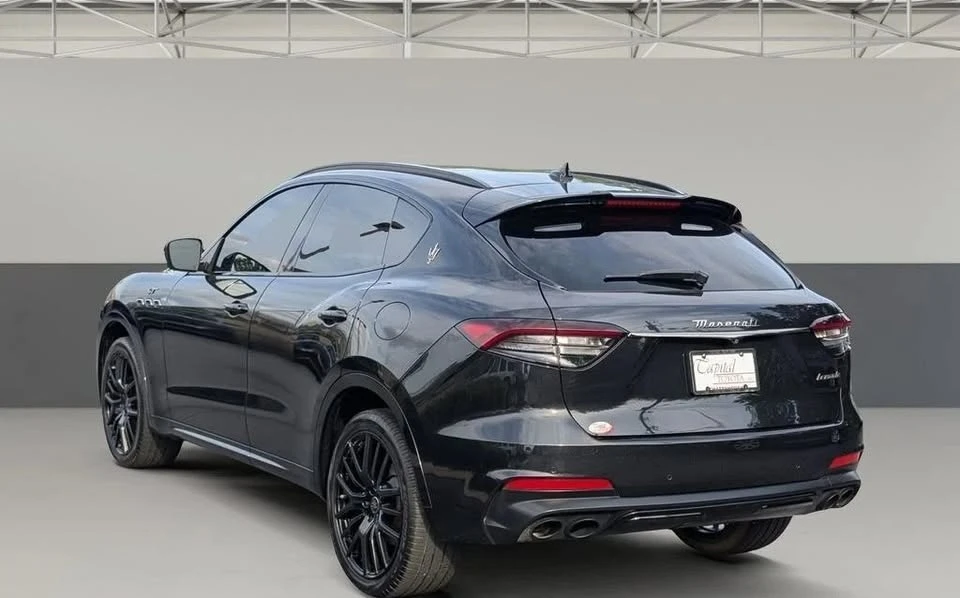 2022 Maserati Levante - Image 4 of 18