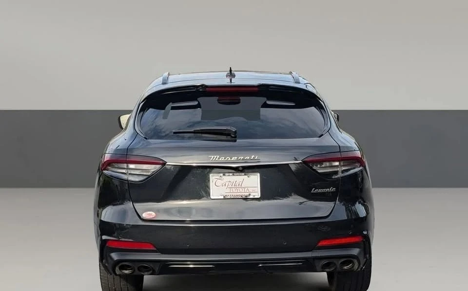 2022 Maserati Levante - Image 5 of 18