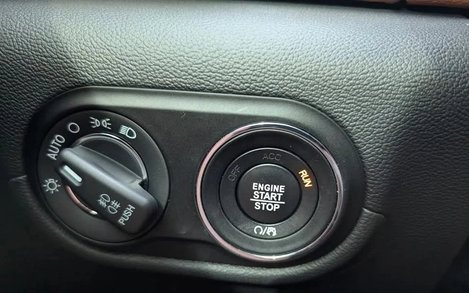 2022 Maserati Levante - Image 15 of 18