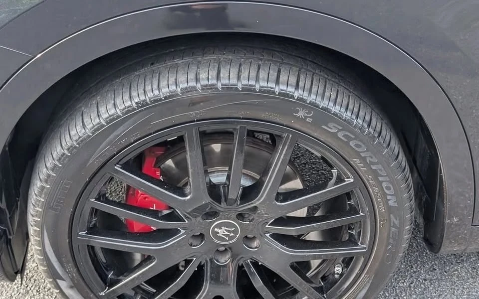 2022 Maserati Levante - Image 8 of 18