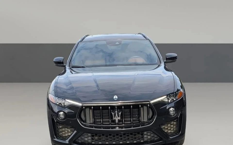 2022 Maserati Levante - Image 2 of 18