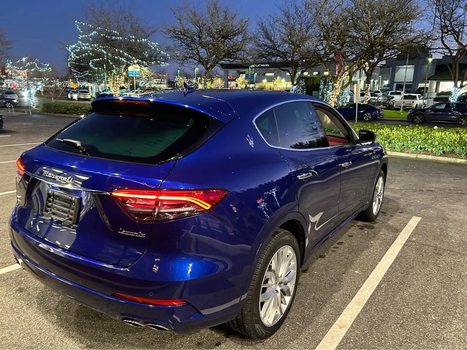 2022 Maserati Levante - Image 7 of 18