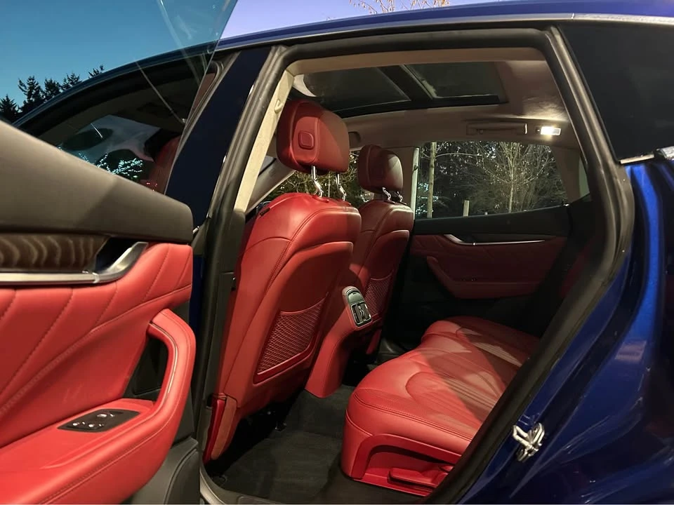 2022 Maserati Levante - Image 14 of 18