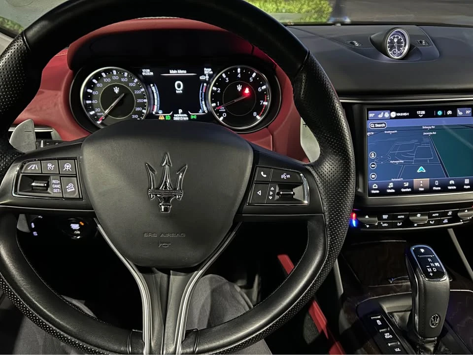 2022 Maserati Levante - Image 8 of 18