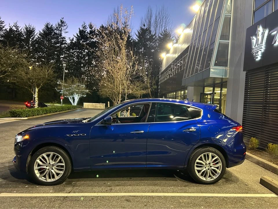 2022 Maserati Levante - Image 4 of 18