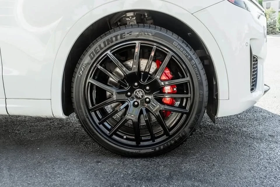 2022 Maserati Levante Modena - Image 9 of 17