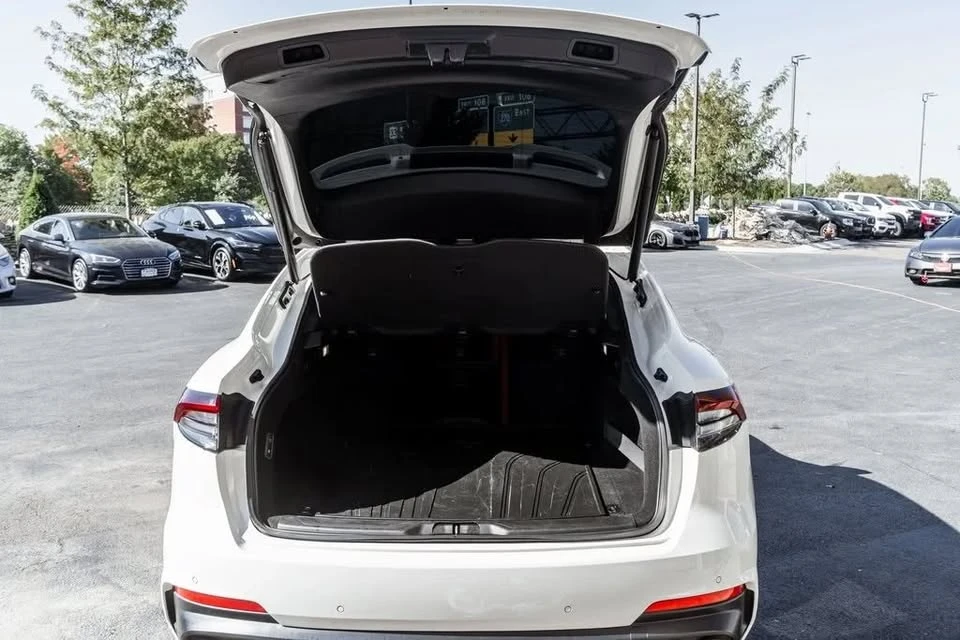 2022 Maserati Levante Modena - Image 8 of 17