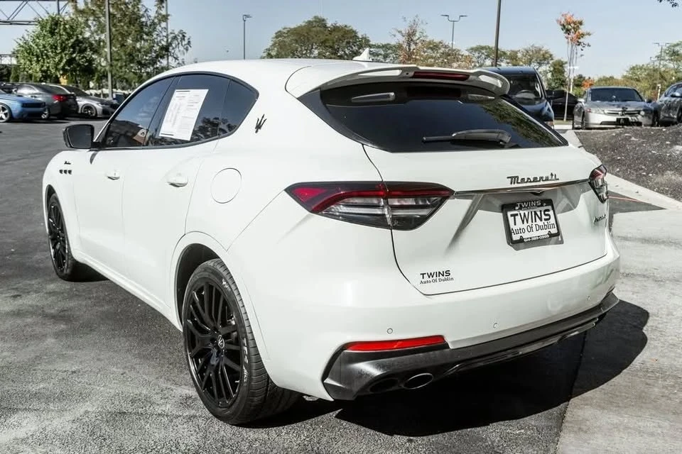 2022 Maserati Levante Modena - Image 6 of 17