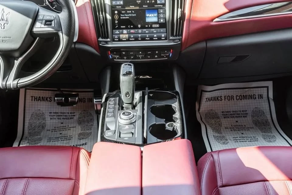 2022 Maserati Levante Modena - Image 12 of 17