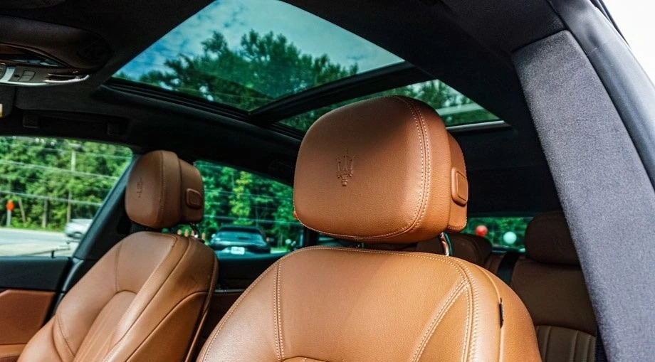 2022 Maserati Levante Modena - Image 14 of 20