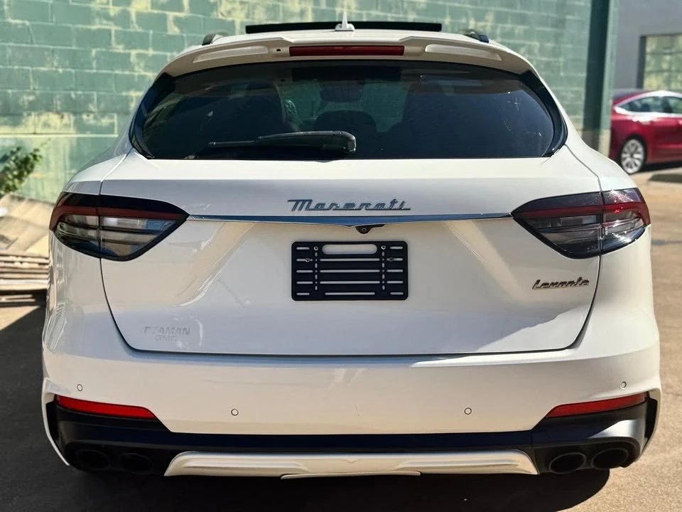 2022 Maserati Levante Modena - Image 10 of 11